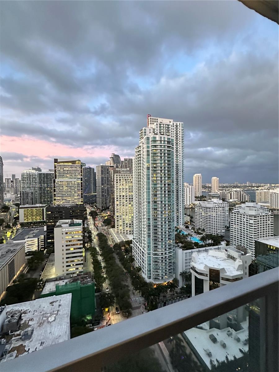 1060 BRICKELL CONDO - Residential Lease