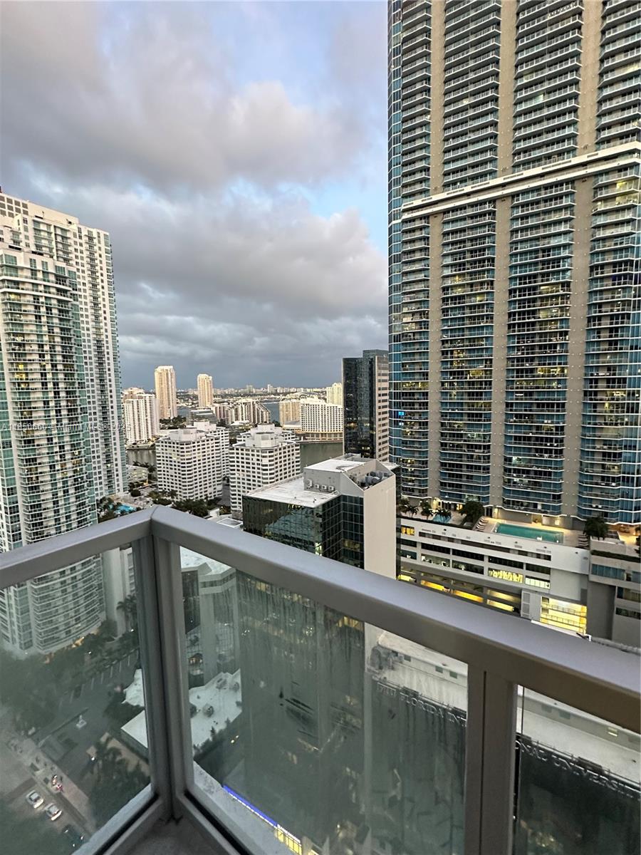1060 BRICKELL CONDO - Residential Lease
