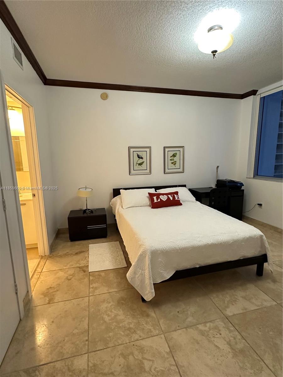 1060 BRICKELL CONDO - Residential Lease