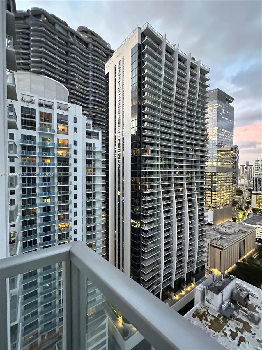 1060 BRICKELL CONDO - Residential Lease