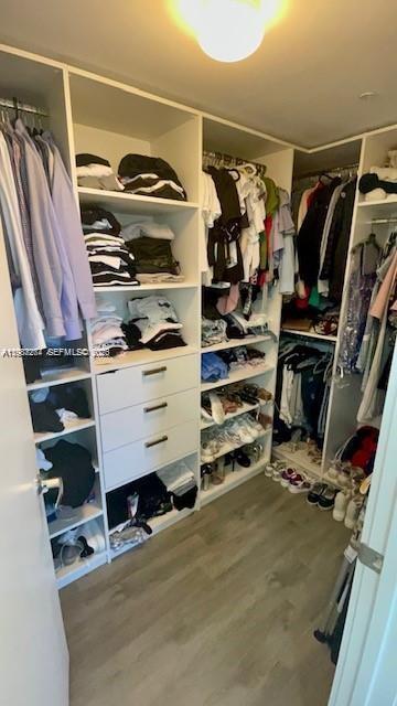 THE HARBOUR NORTH CONDO - Residential