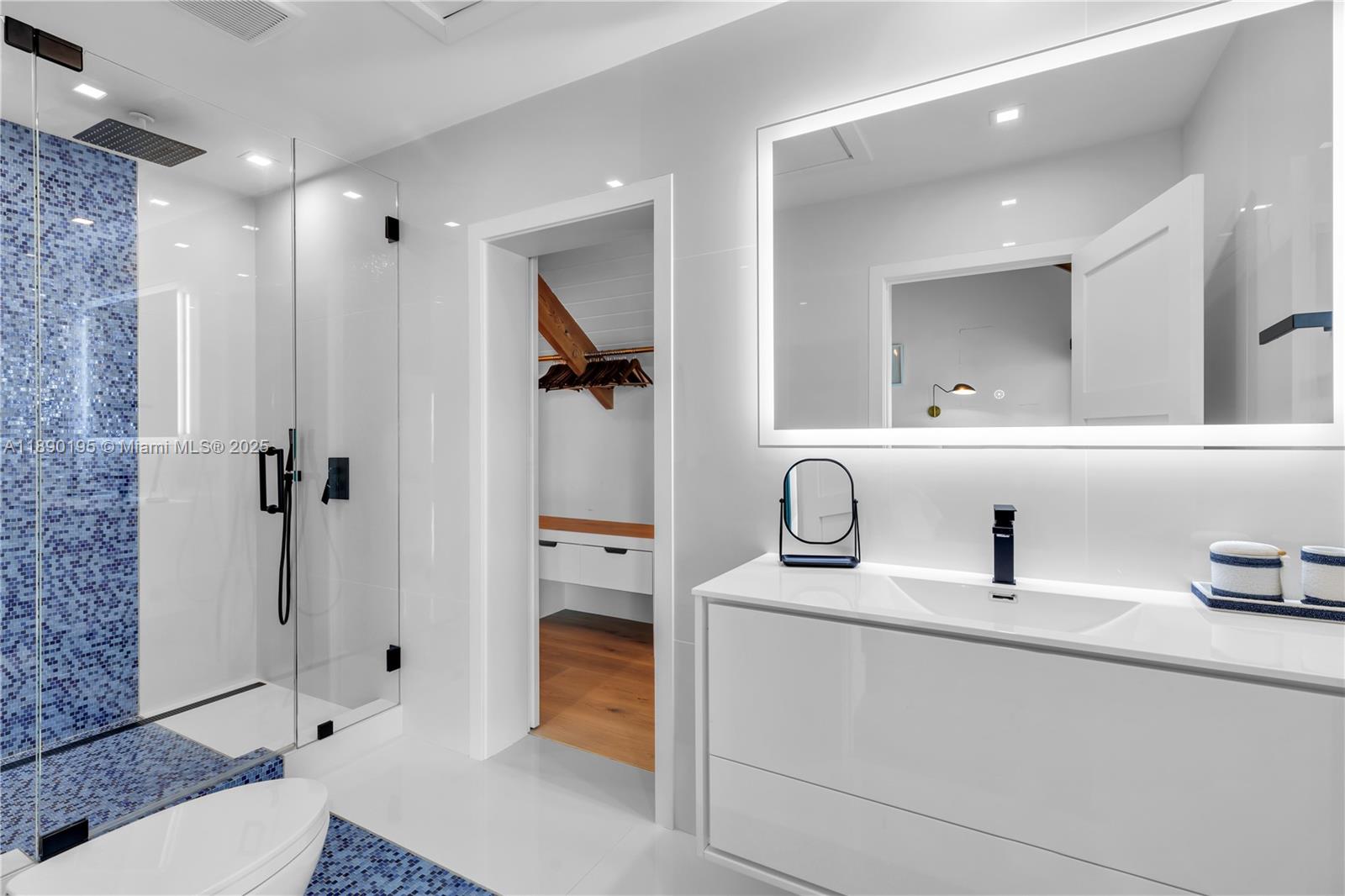 LOWER MATECUMBE BEACH - Residential