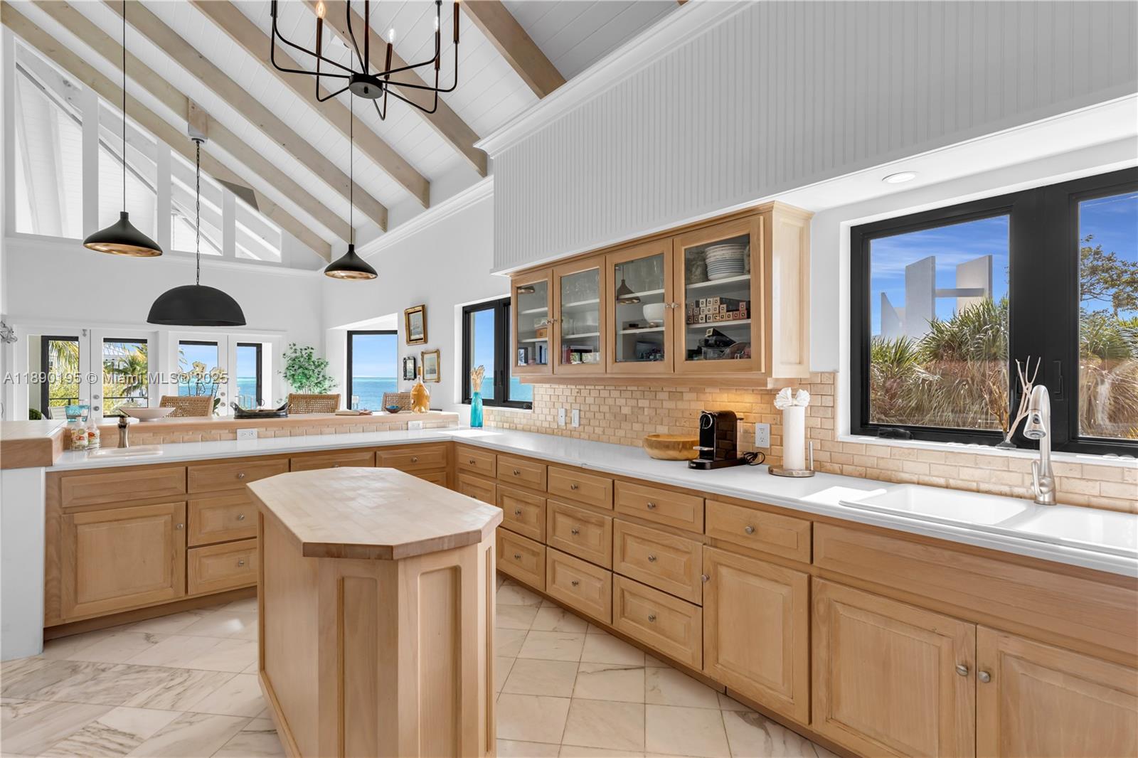 LOWER MATECUMBE BEACH - Residential