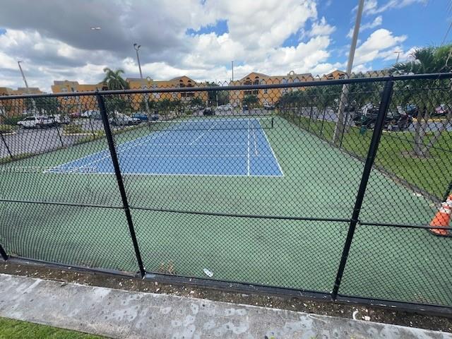 SOLEIL AT FONTAINEBLEAU C - Residential Lease