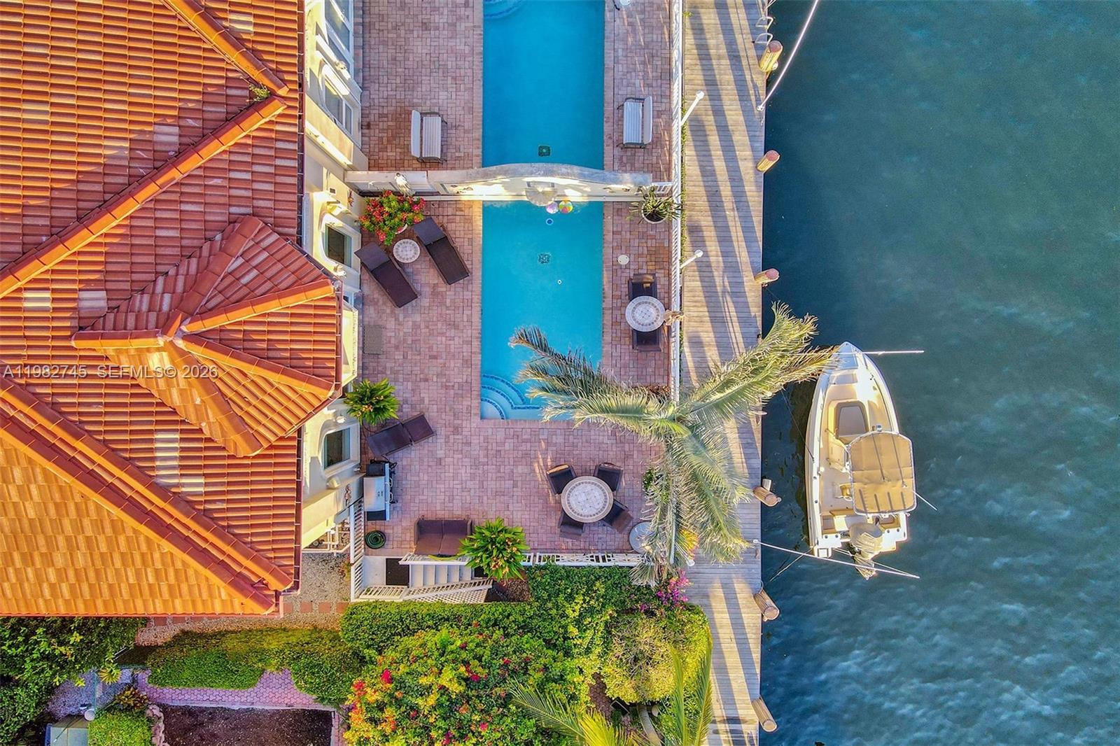 NEPTUNE ON THE BAY CONDO - Residential Lease