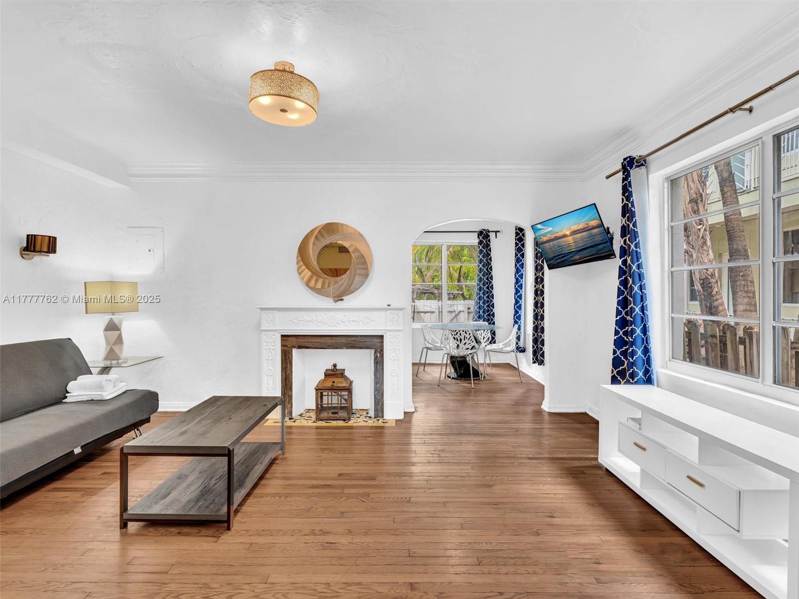 LINCOLN SUB - Residential