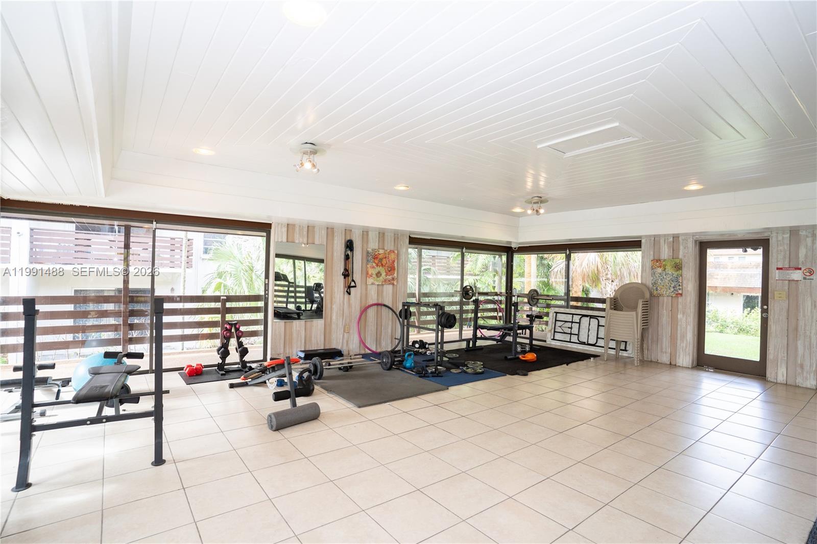 DADELAND CAPRI CONDO - Residential