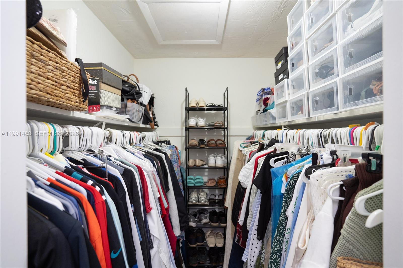 DADELAND CAPRI CONDO - Residential