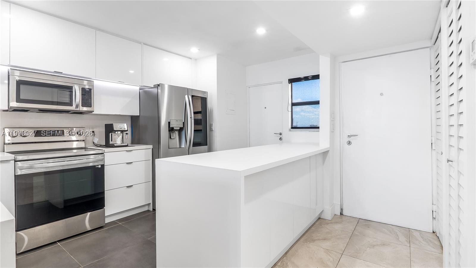 DORSEY ARMS CONDO - Residential