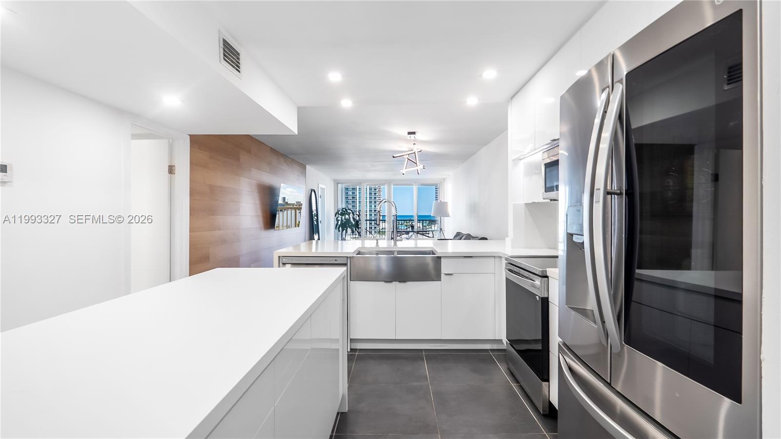 DORSEY ARMS CONDO - Residential