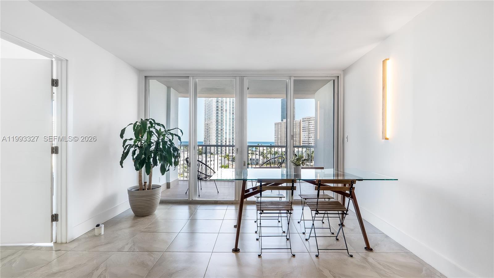 DORSEY ARMS CONDO - Residential