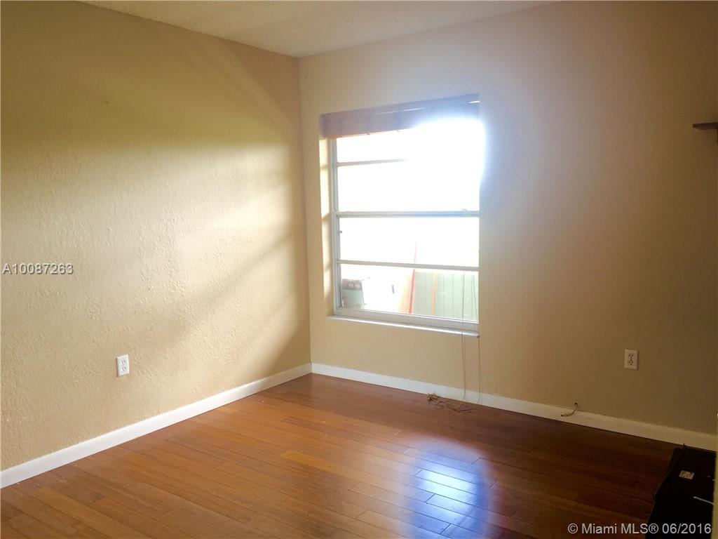 Lakeview Gardens At Miami - Residential Lease