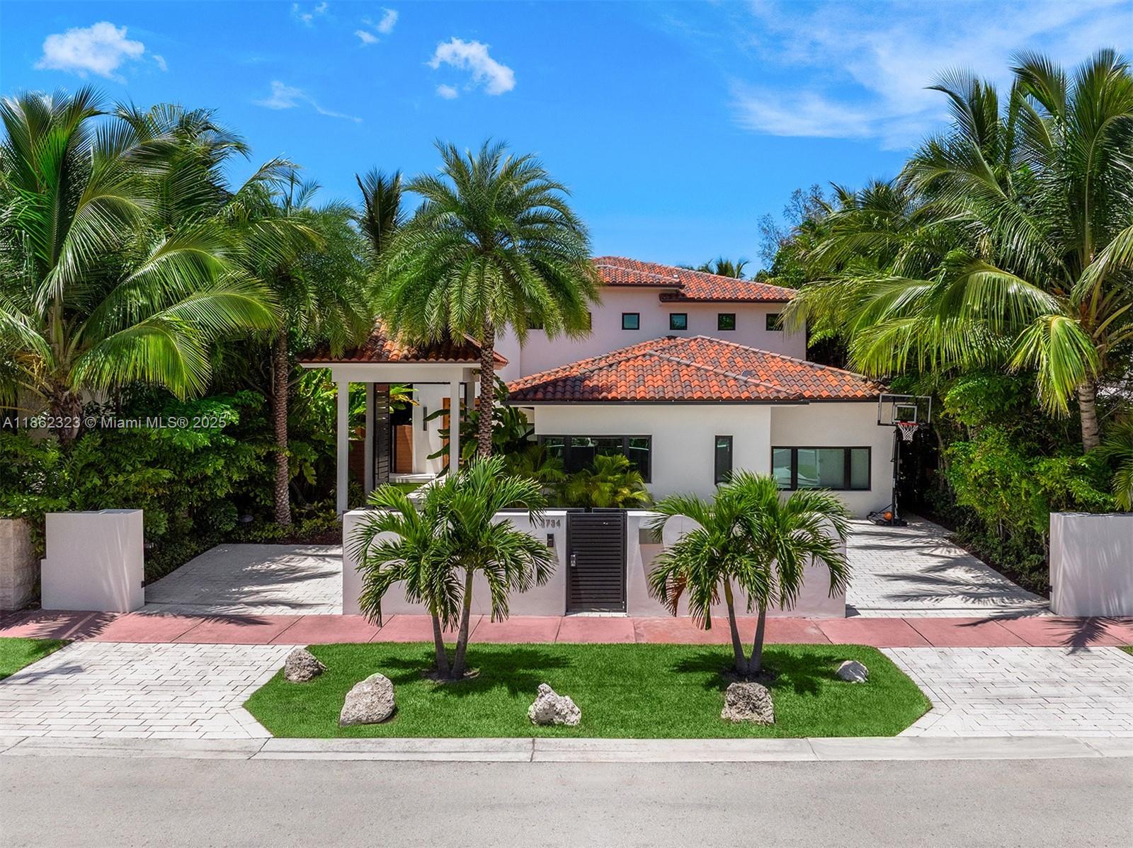 MID GOLF SUB 1ST ADDN - Residential Lease