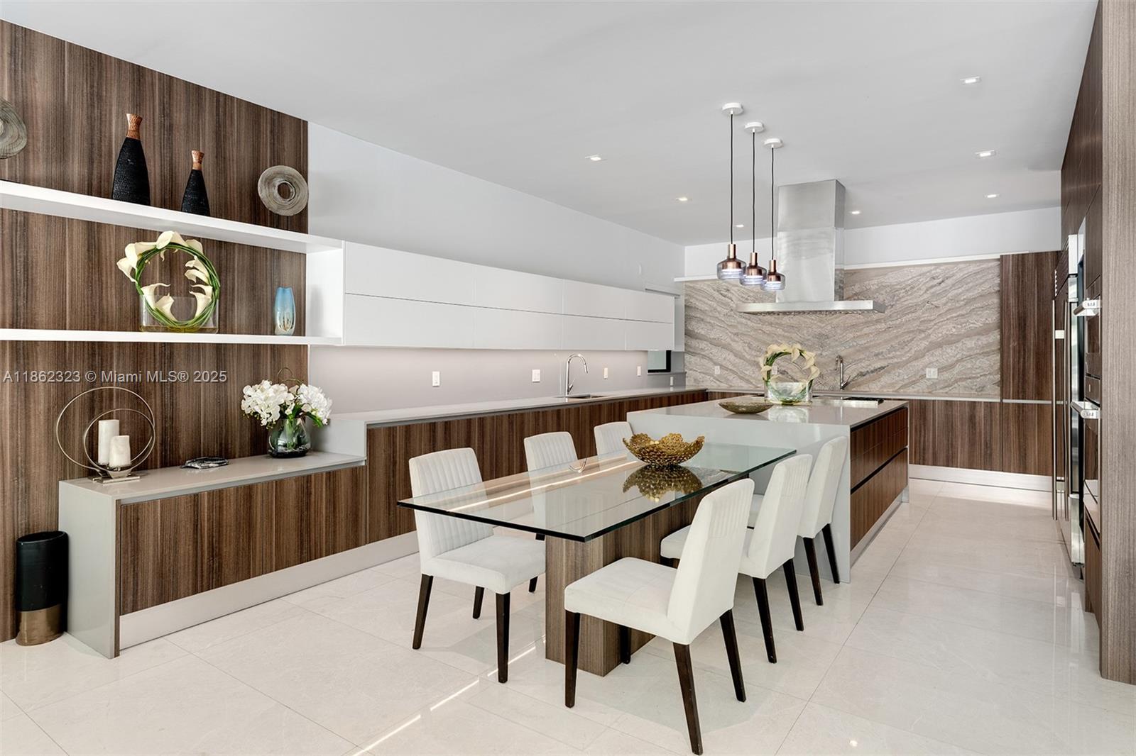 MID GOLF SUB 1ST ADDN - Residential Lease