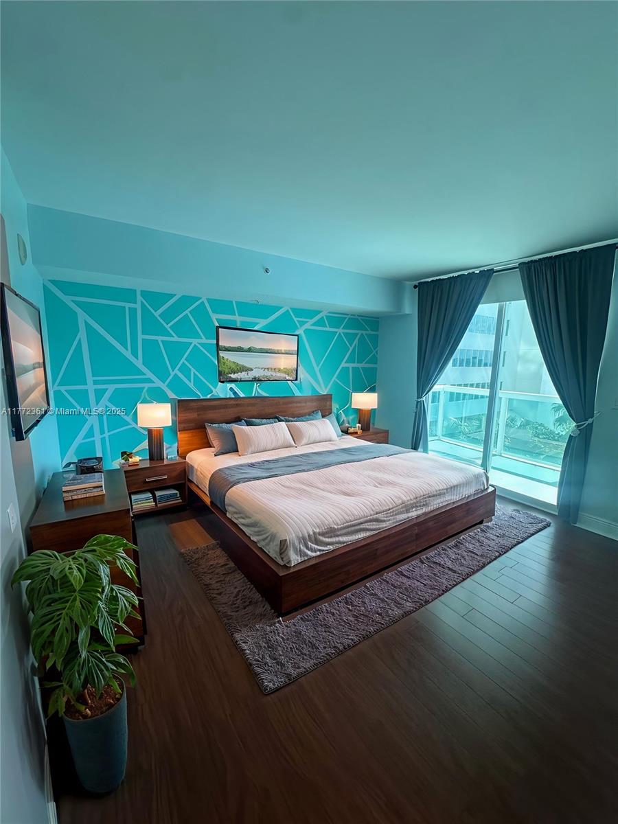Spacious 1BD/1BA at the 1800 Club with 842 sq. ft., impact windows, in-unit washer/dryer, 2023 A/C, 2021 water heater, and 1 corner parking spot. HOA includes water, cable, and internet. Resort-style amenities: Bayview gym, hot tub, steam room, and more. Across from Margaret Pace Park and minutes to Midtown, Wynwood, Brickell & Miami Beach. Don’t miss your opportunity for luxury living in Miami - priced to sell!