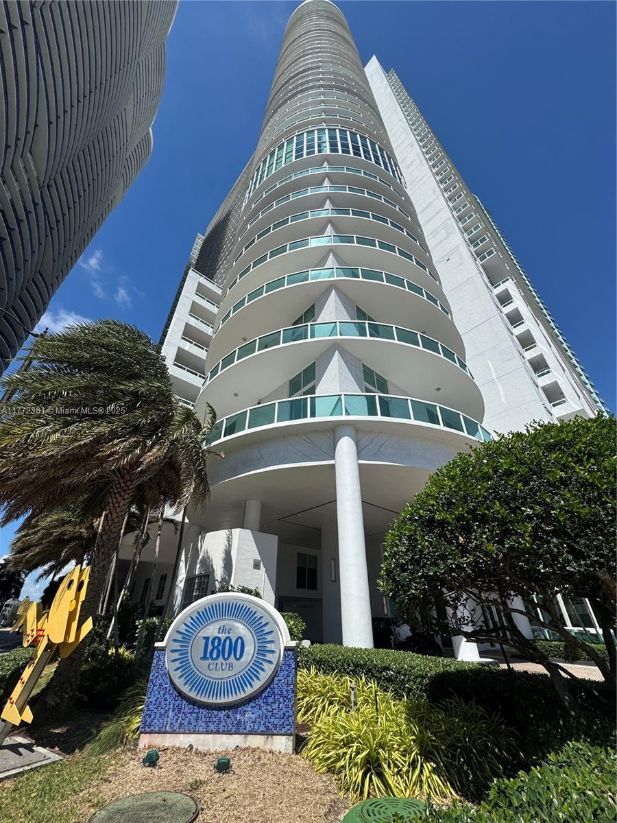 1800 N Bayshore Dr 1404, Miami, Broward County, Florida - 1 Bedrooms  
1 Bathrooms - 