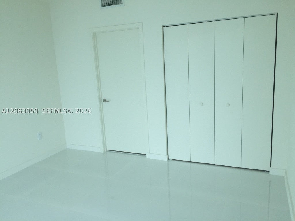 1100 S MIAMI AV 3902