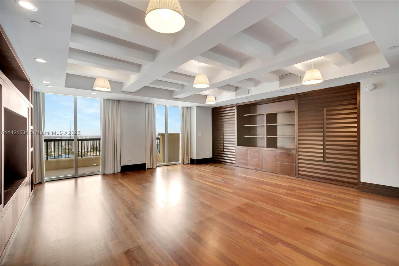 ACQUALINA OCEAN RESIDENCE - Residential