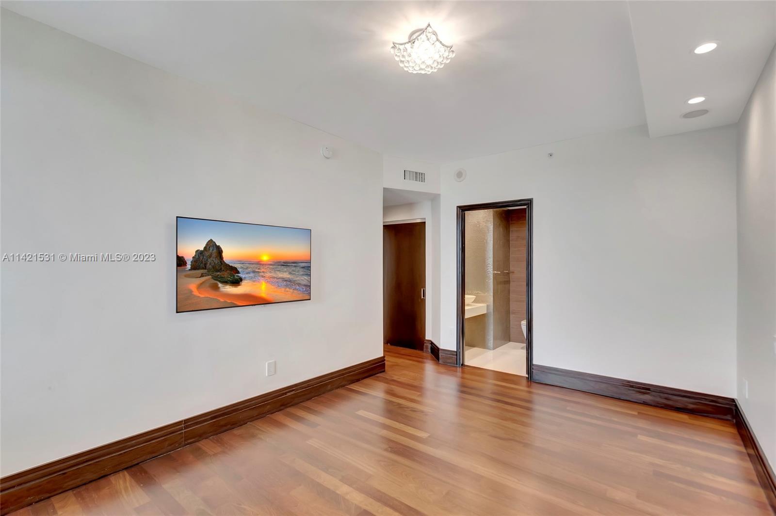 ACQUALINA OCEAN RESIDENCE - Residential