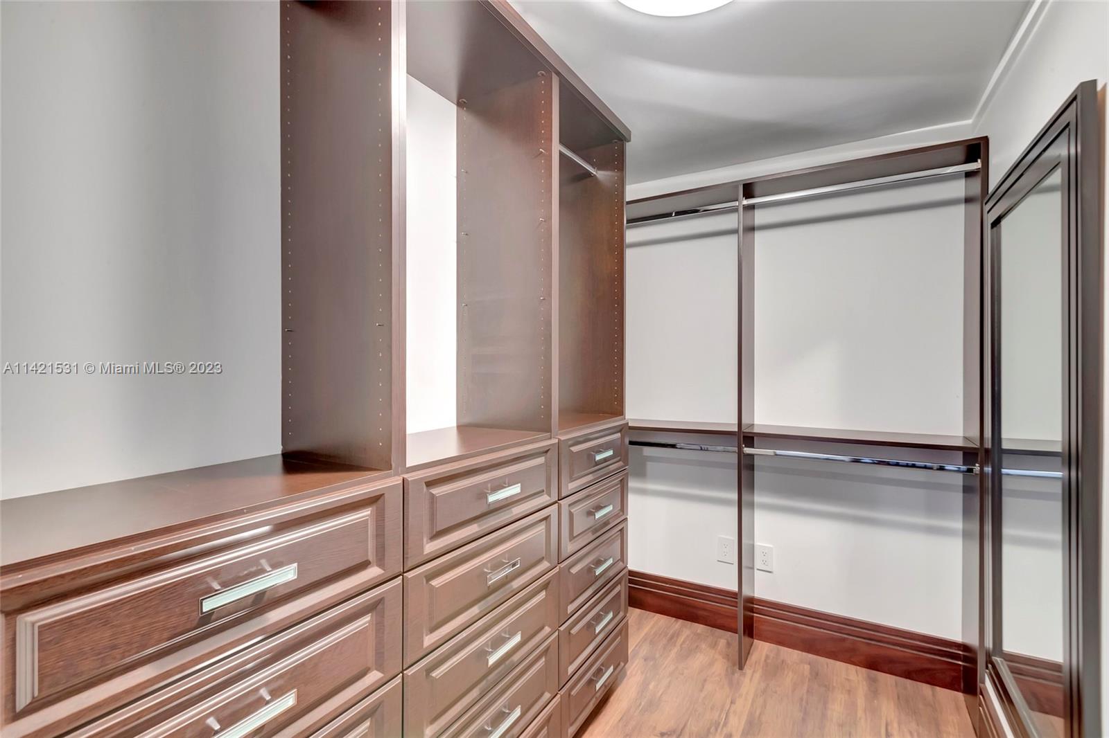 ACQUALINA OCEAN RESIDENCE - Residential