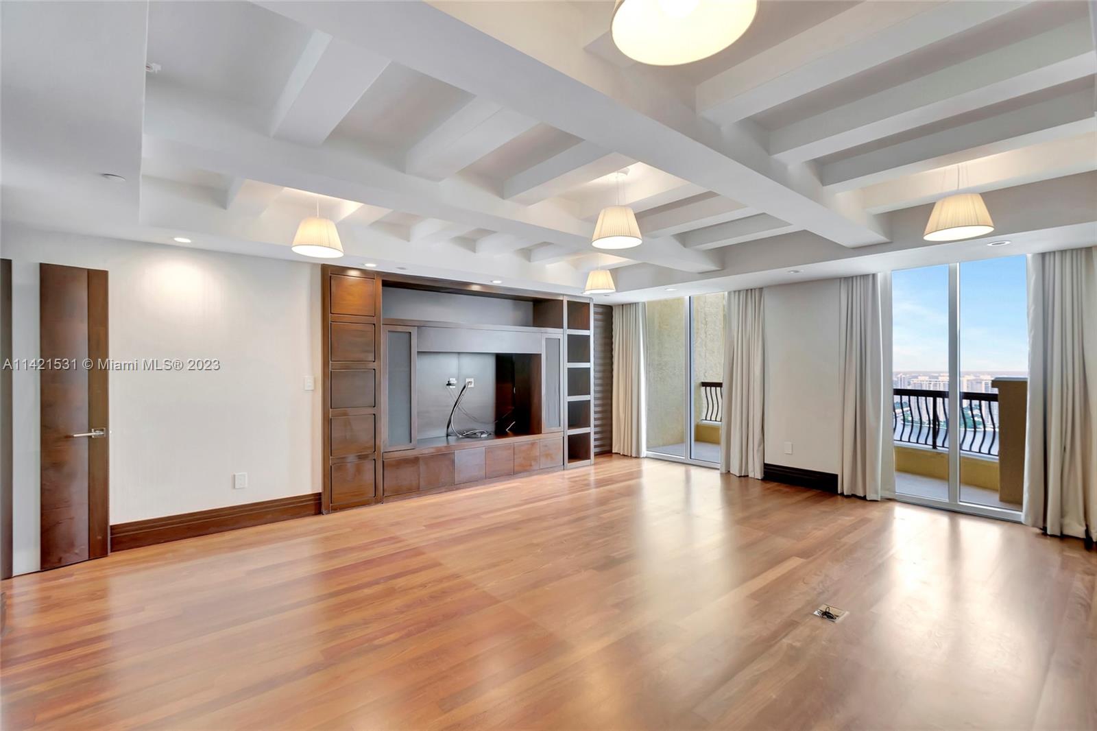 ACQUALINA OCEAN RESIDENCE - Residential