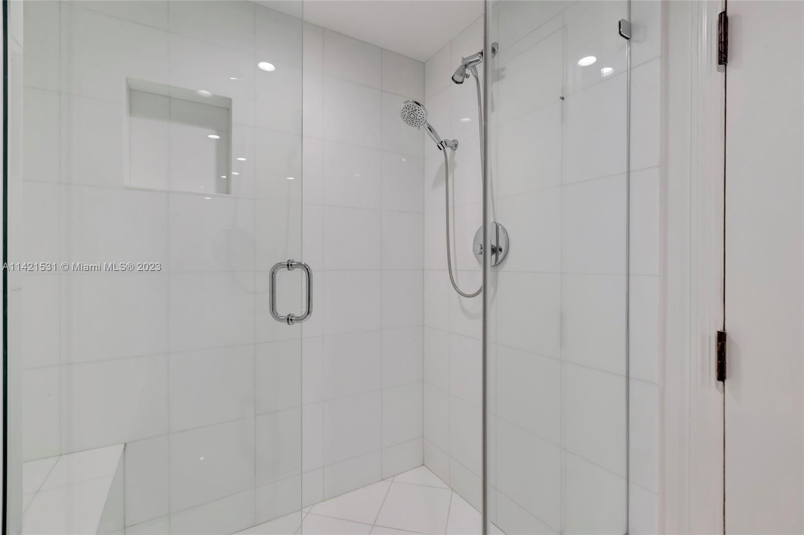 ACQUALINA OCEAN RESIDENCE - Residential