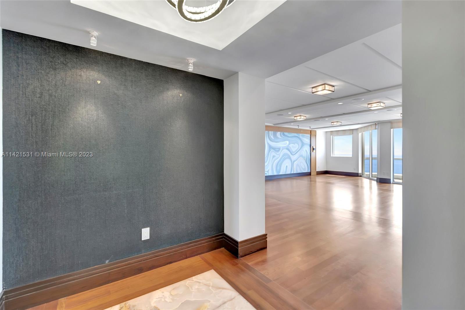 ACQUALINA OCEAN RESIDENCE - Residential