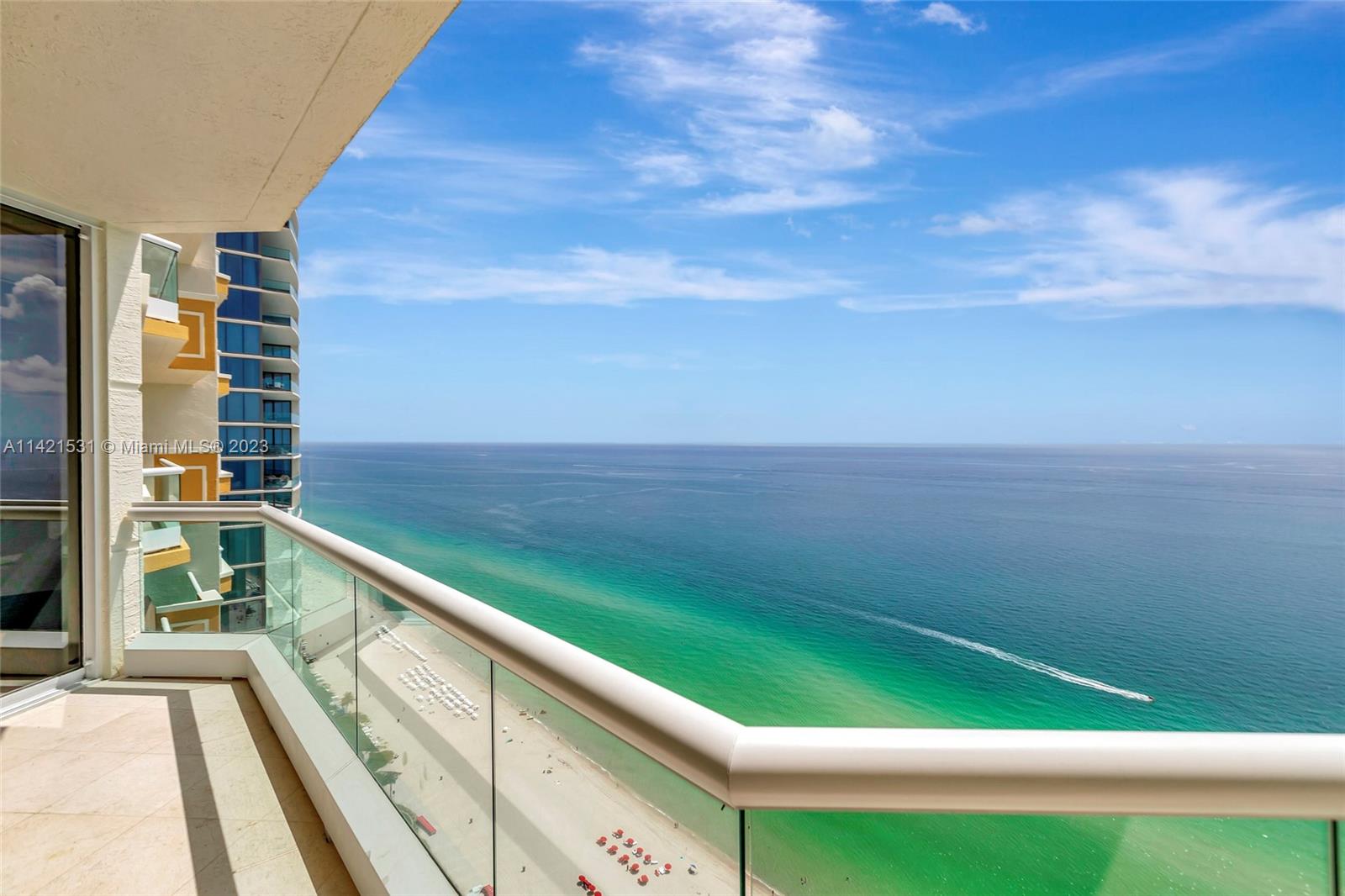ACQUALINA OCEAN RESIDENCE - Residential