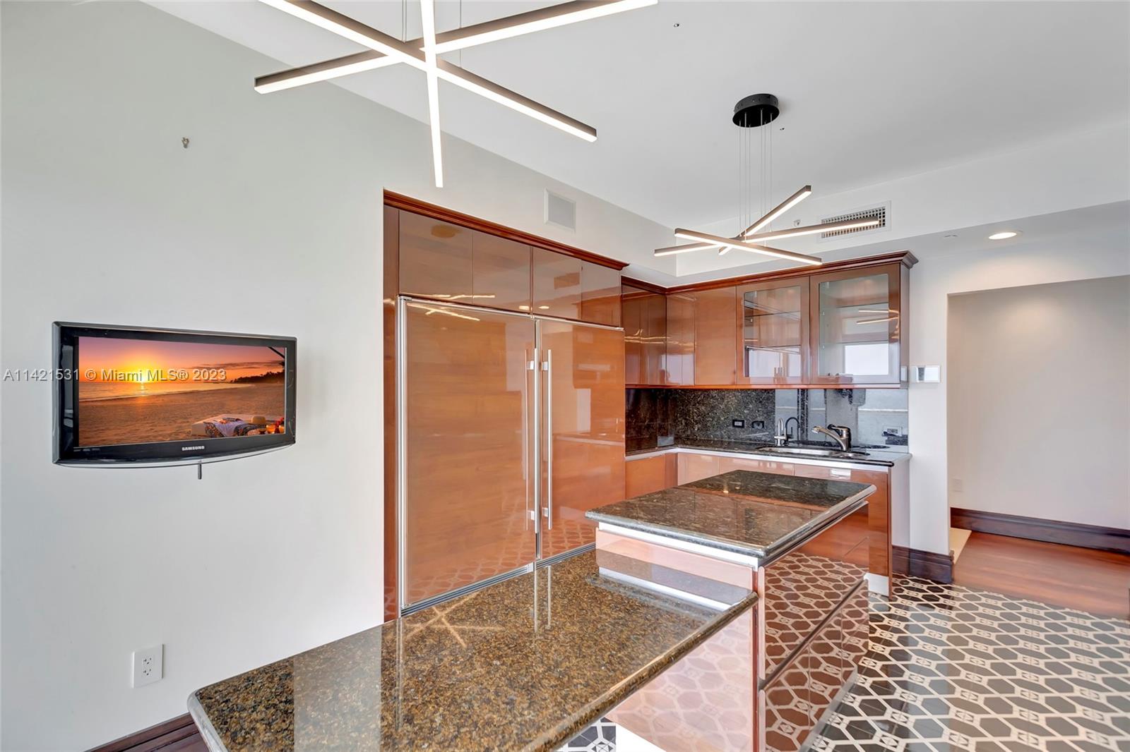 ACQUALINA OCEAN RESIDENCE - Residential