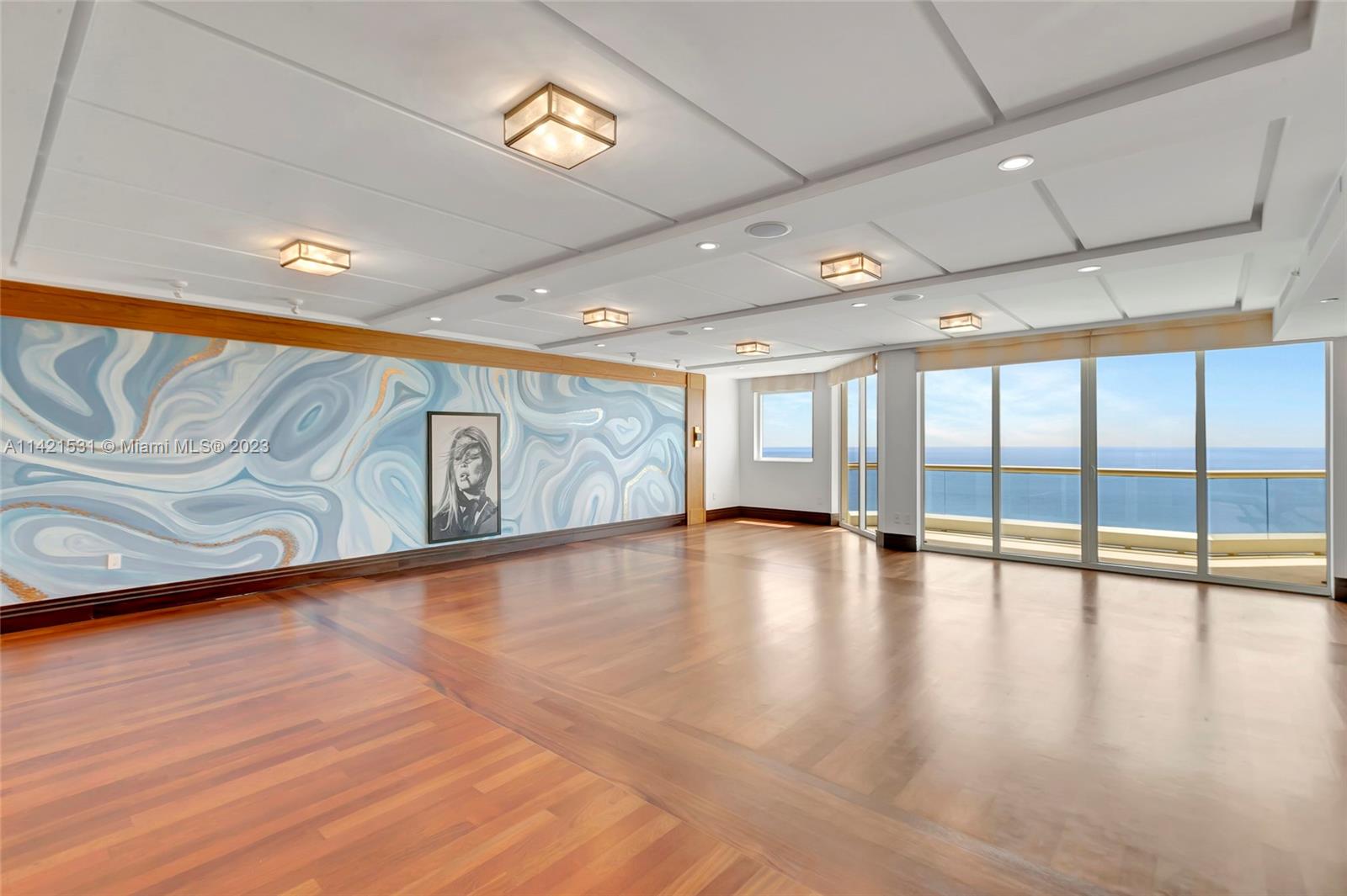 ACQUALINA OCEAN RESIDENCE - Residential