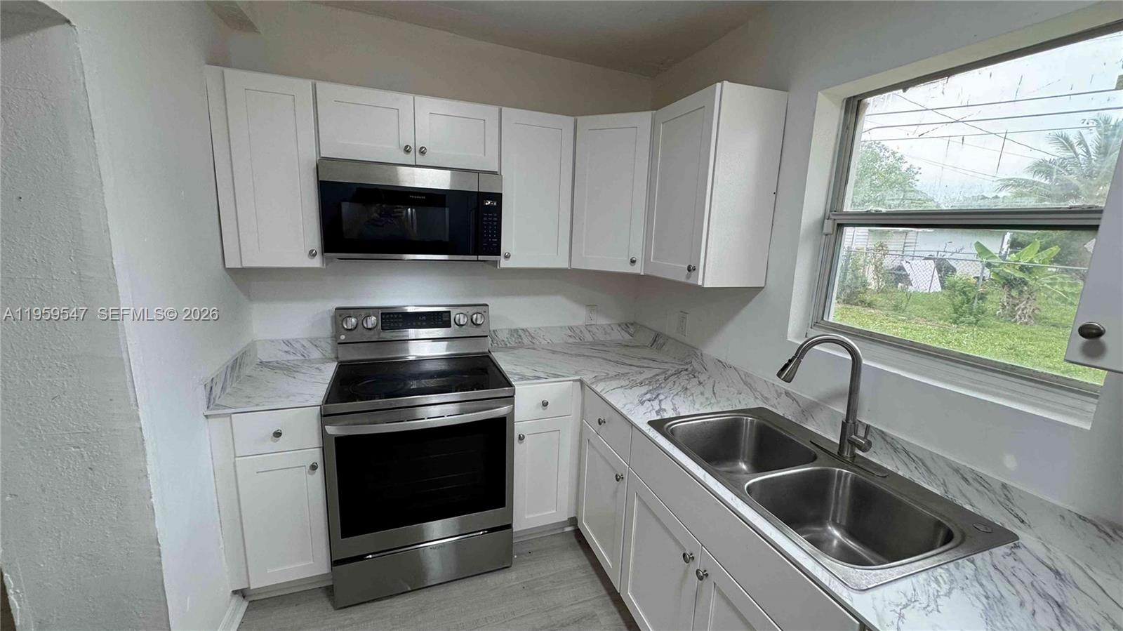 BUNCHE PARK - Residential