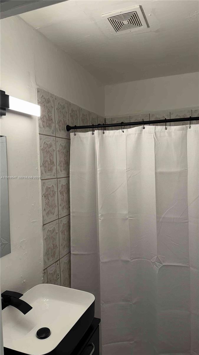 BUNCHE PARK - Residential