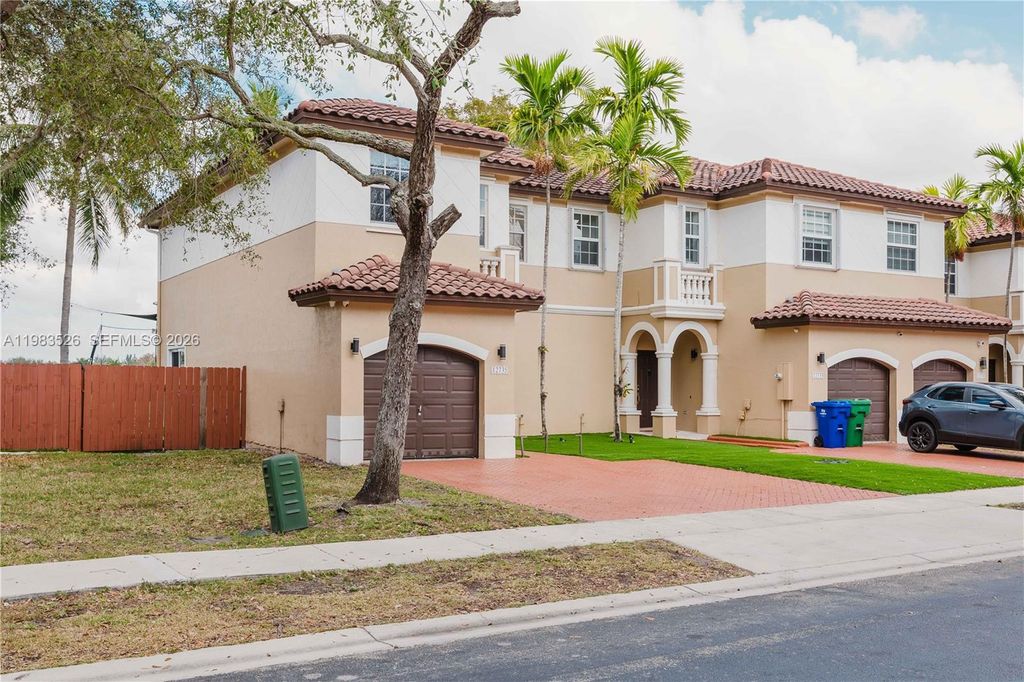 Photo of 12735 SW 49th Ct #12735, Miramar, FL 33027 (MLS # A11983526)