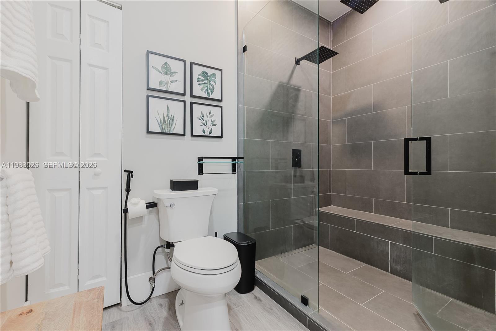 BELLAGIO AT VIZCAYA - Residential Lease