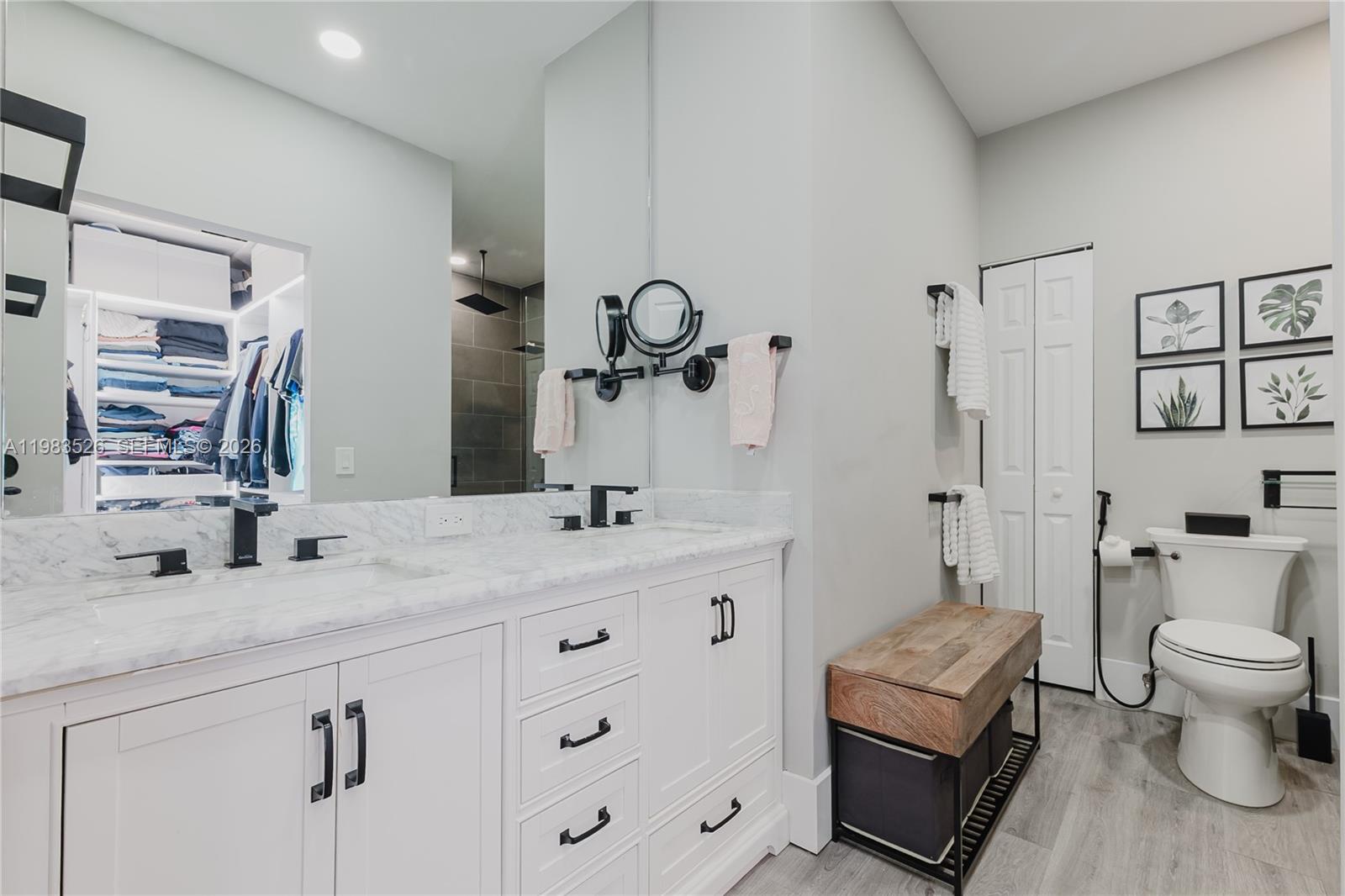 BELLAGIO AT VIZCAYA - Residential Lease