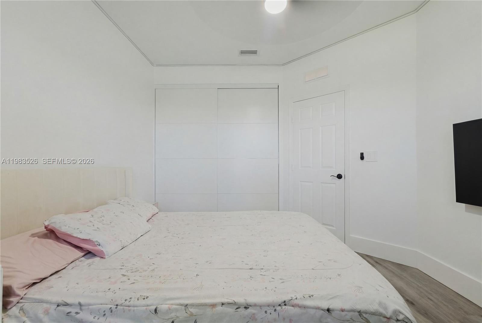 BELLAGIO AT VIZCAYA - Residential Lease