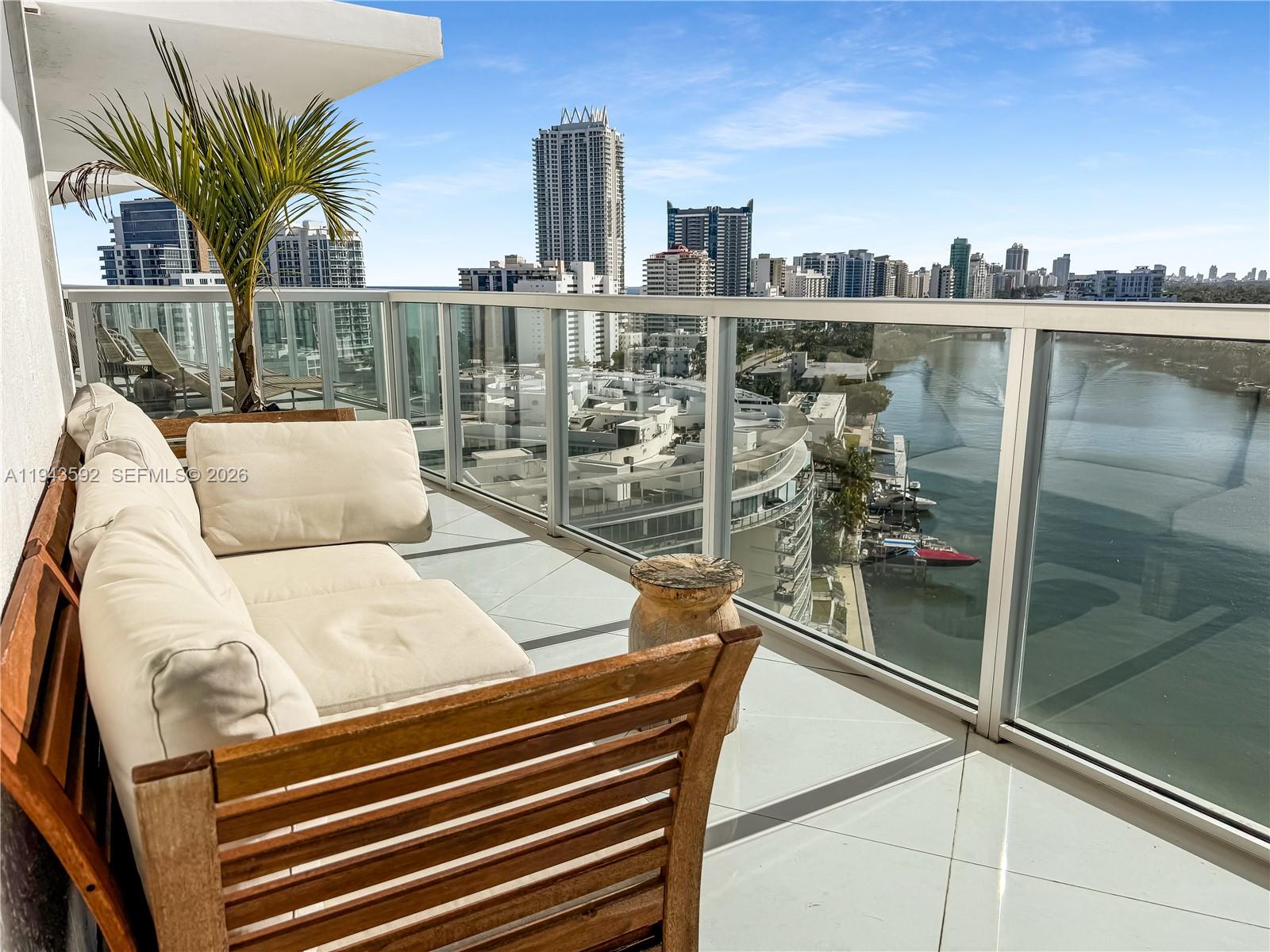 EDEN HOUSE CONDO - Residential