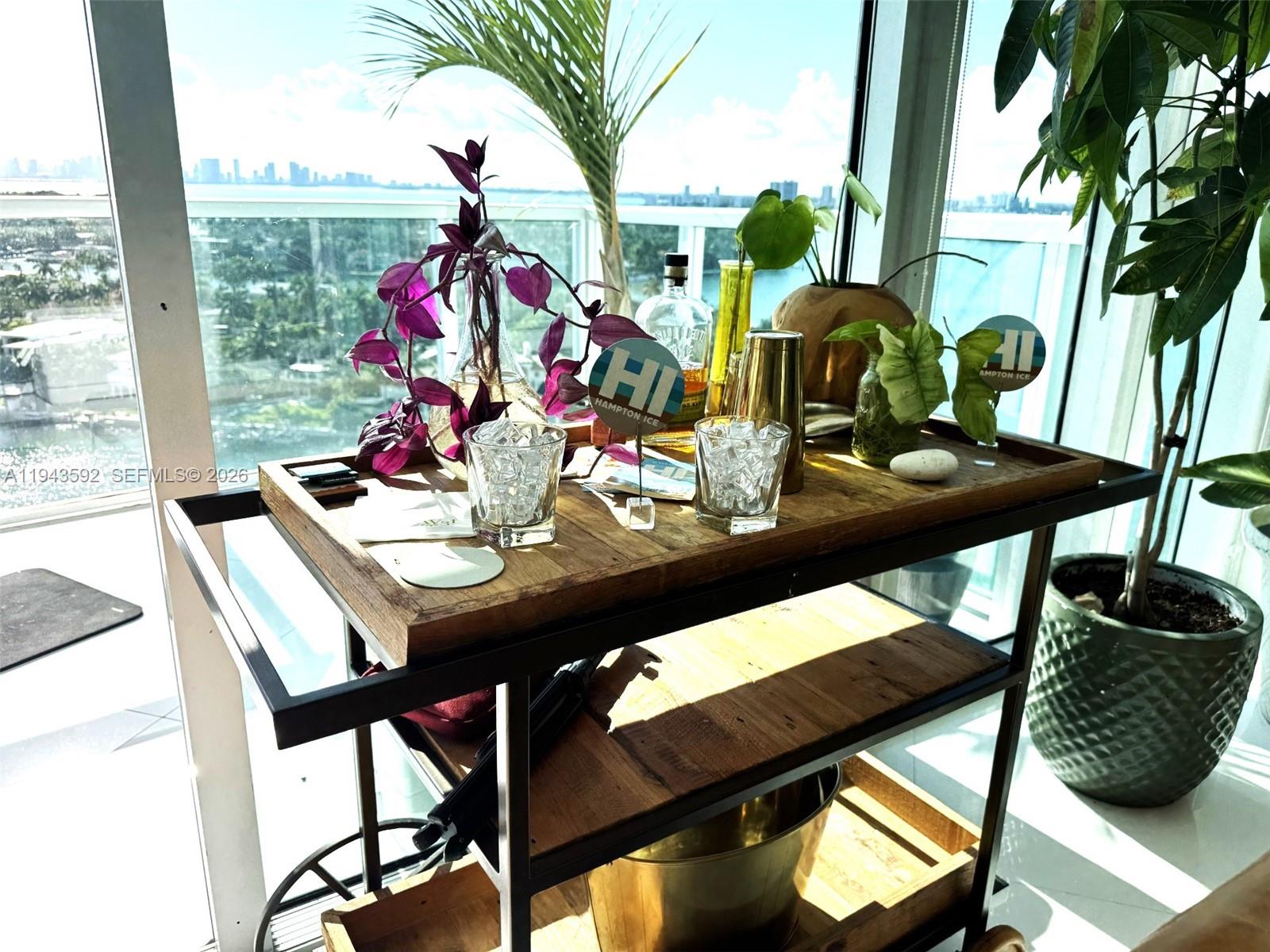 EDEN HOUSE CONDO - Residential