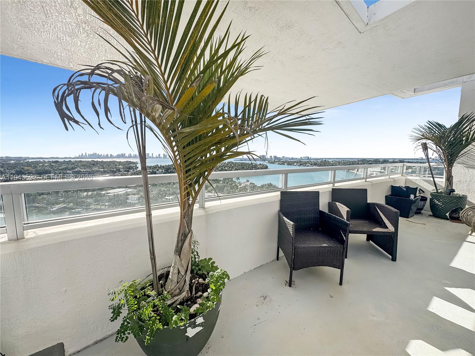 EDEN HOUSE CONDO - Residential