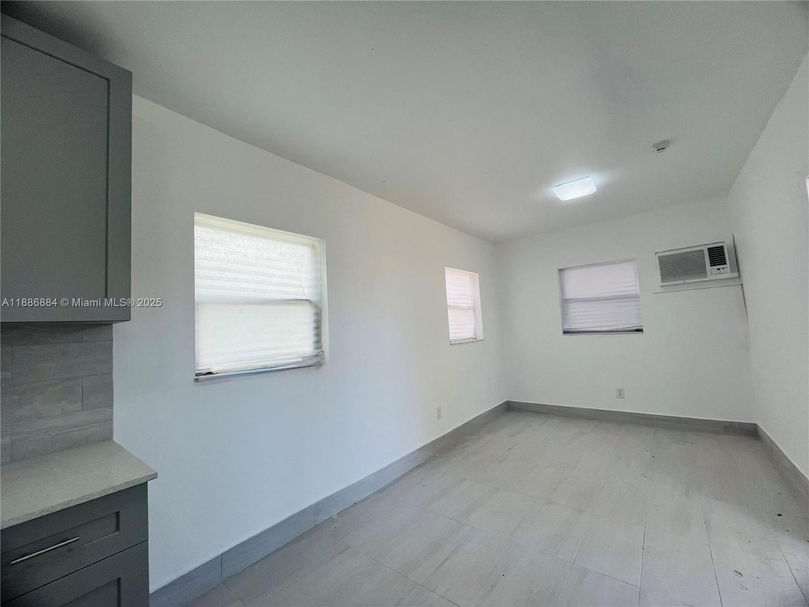 ALBERTA BISCAYNE 2ND REV - Residential Lease