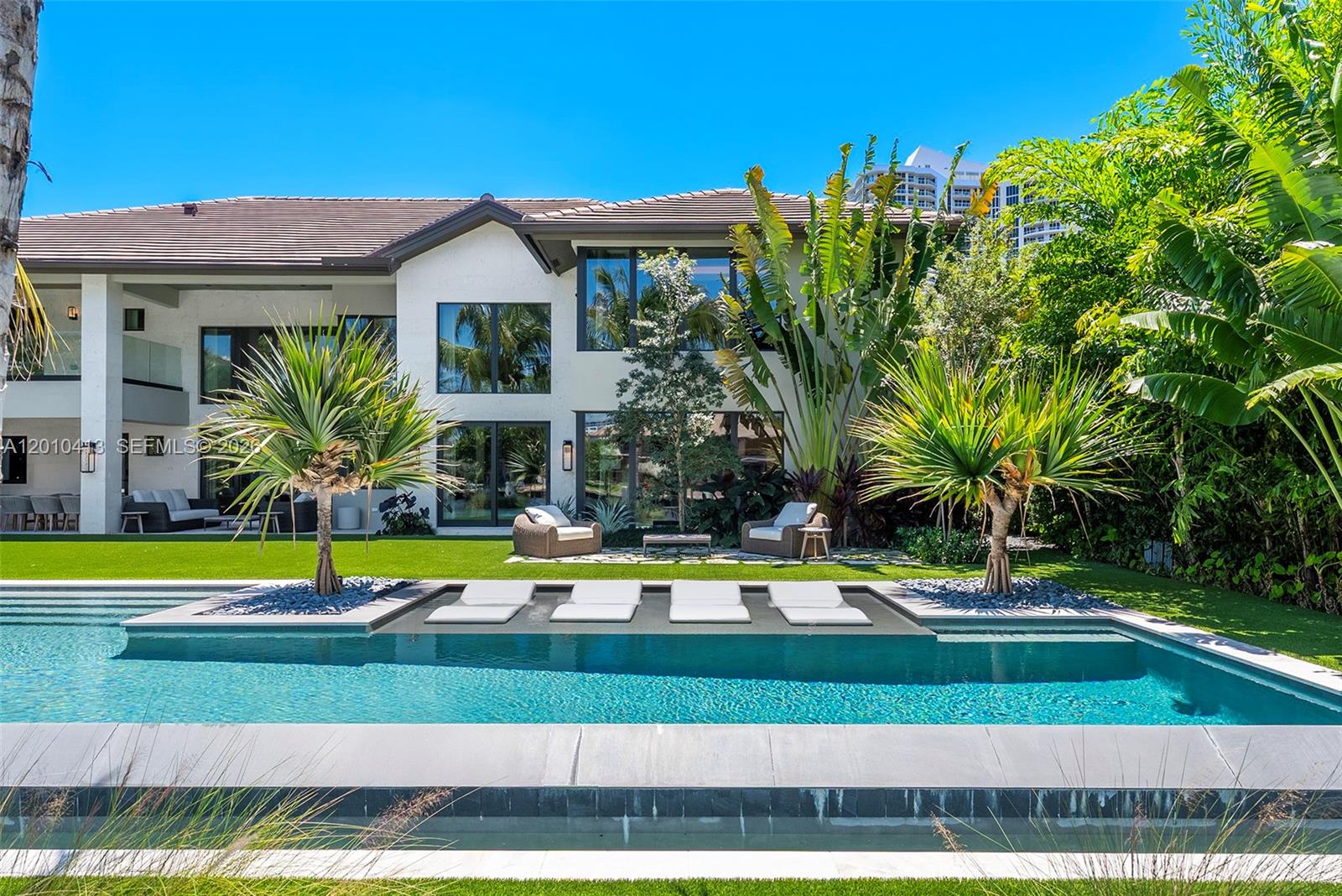 GOLDEN ISLES SEC D REPLAT - Residential