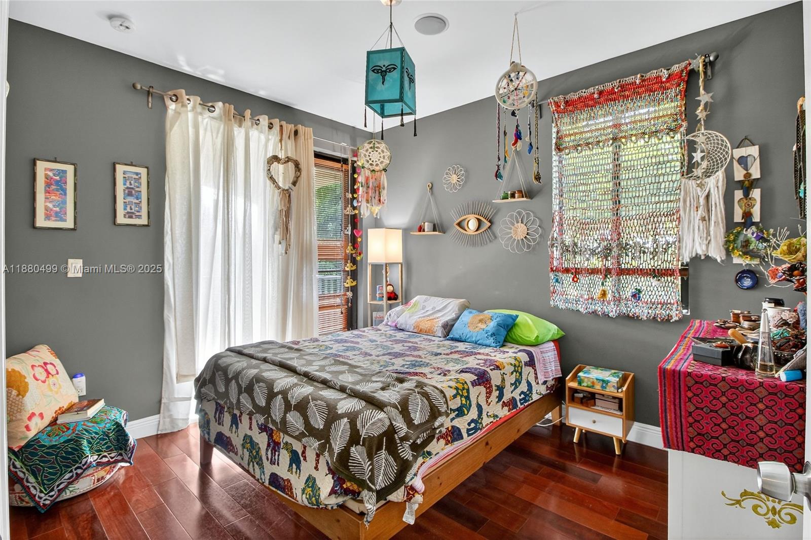 SOUTH BAY ESTATES - Residential