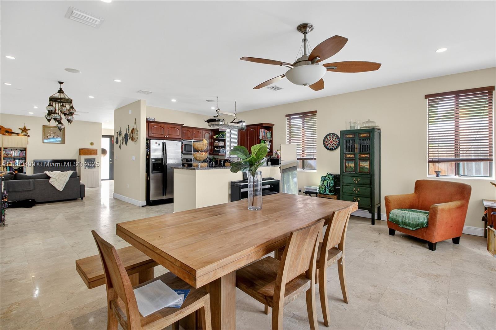 SOUTH BAY ESTATES - Residential