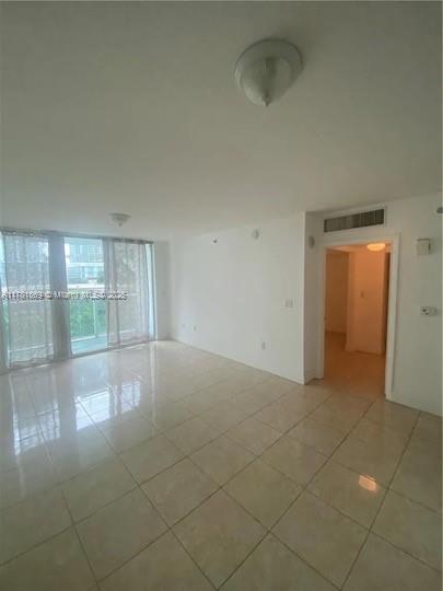 BRICKELL ON THE RIVER N T - Residential