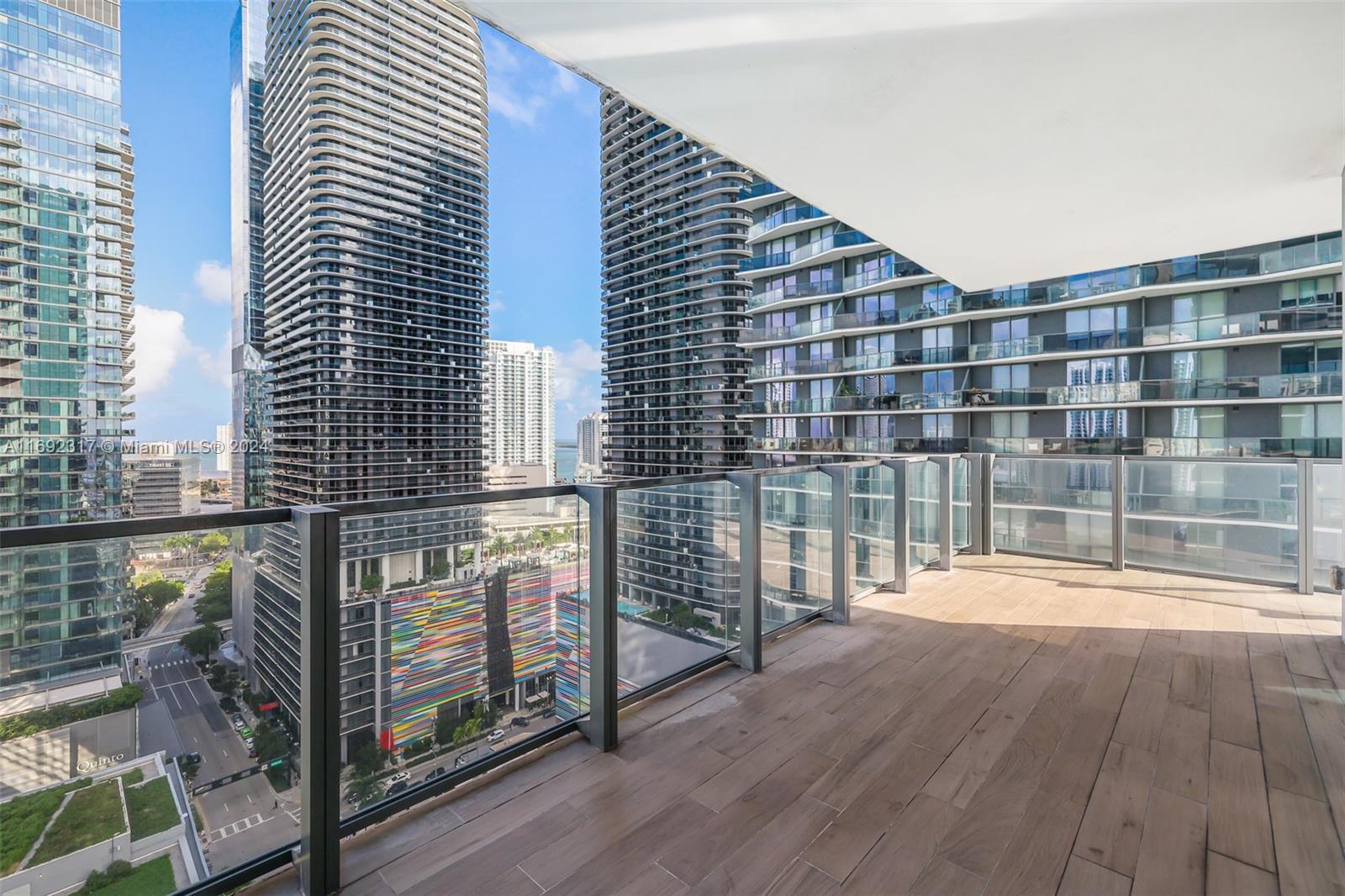RISE CONDO - Residential