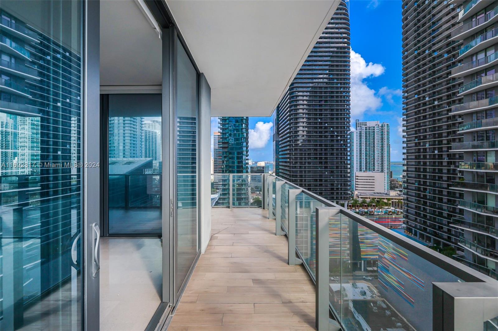 RISE CONDO - Residential