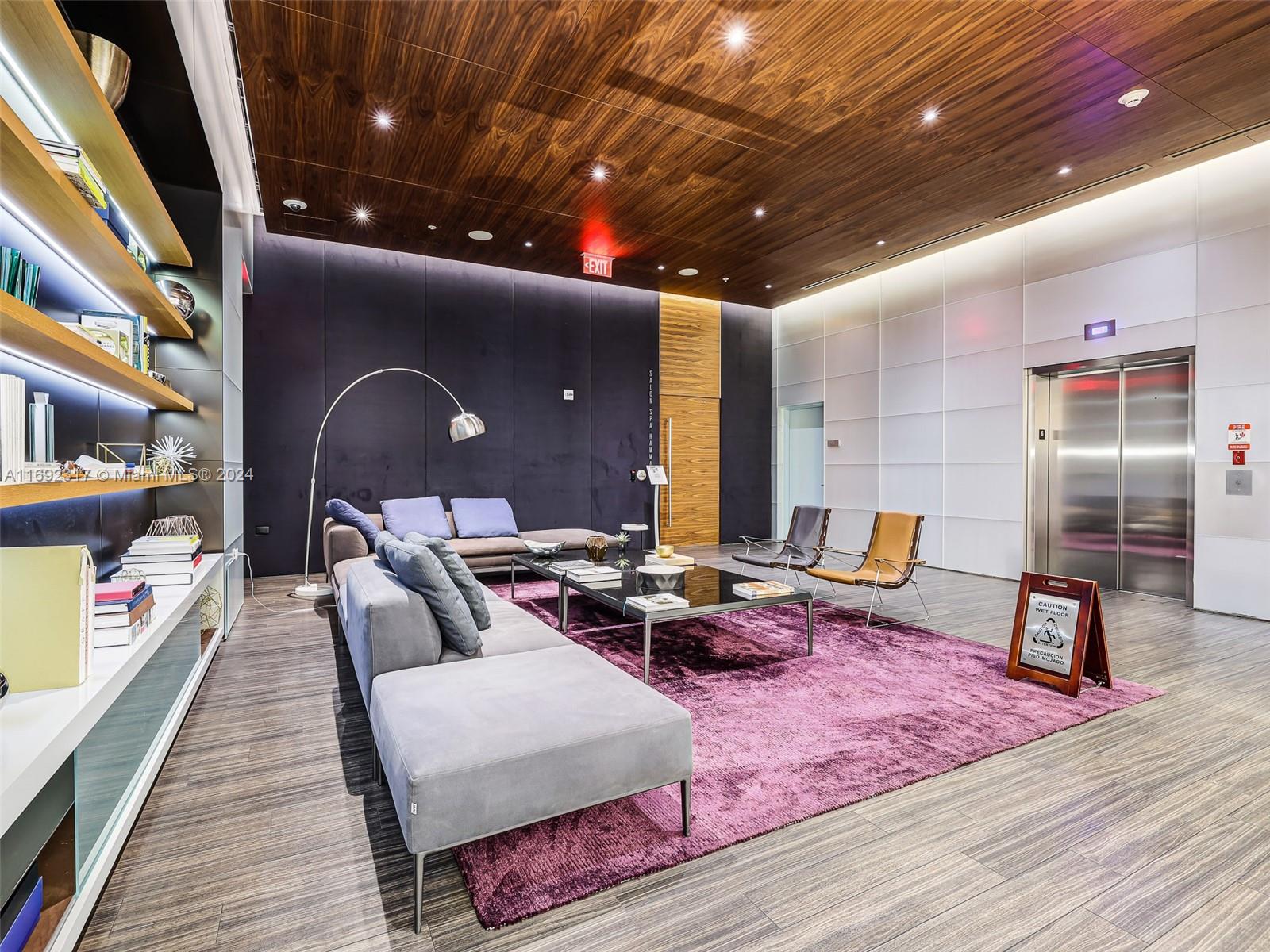 88 SW 7th St 1901