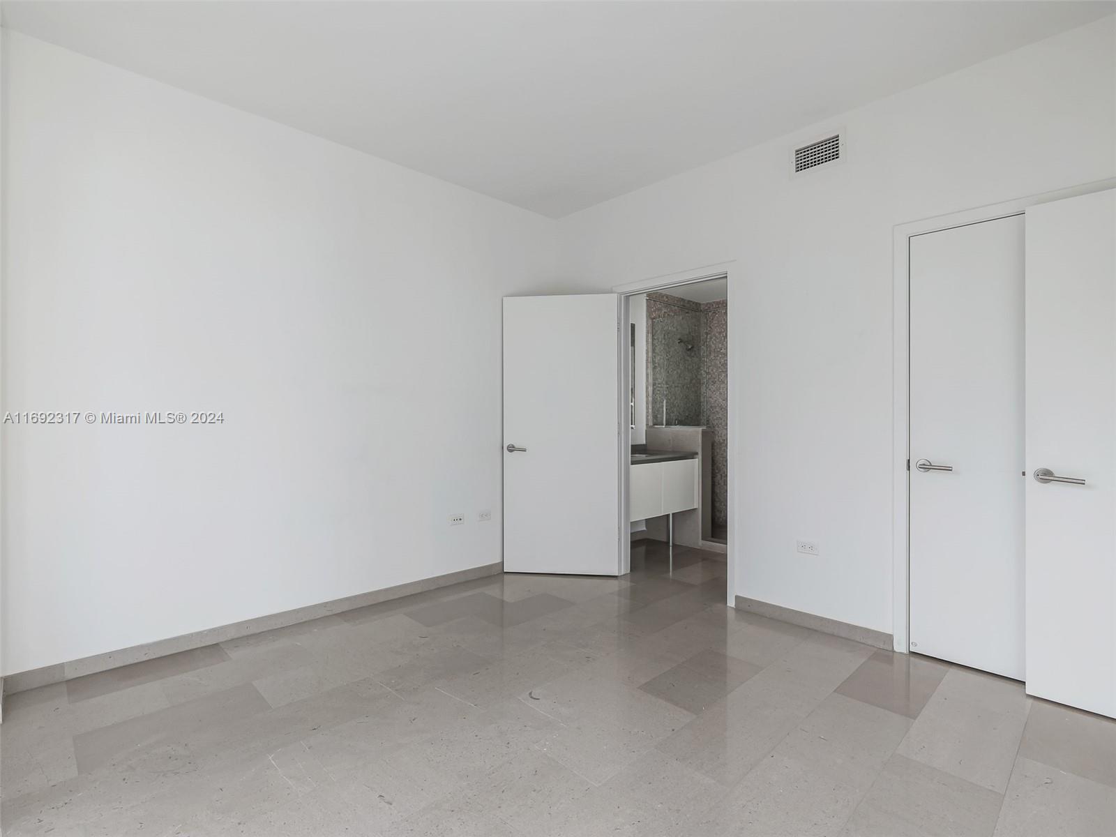 RISE CONDO - Residential