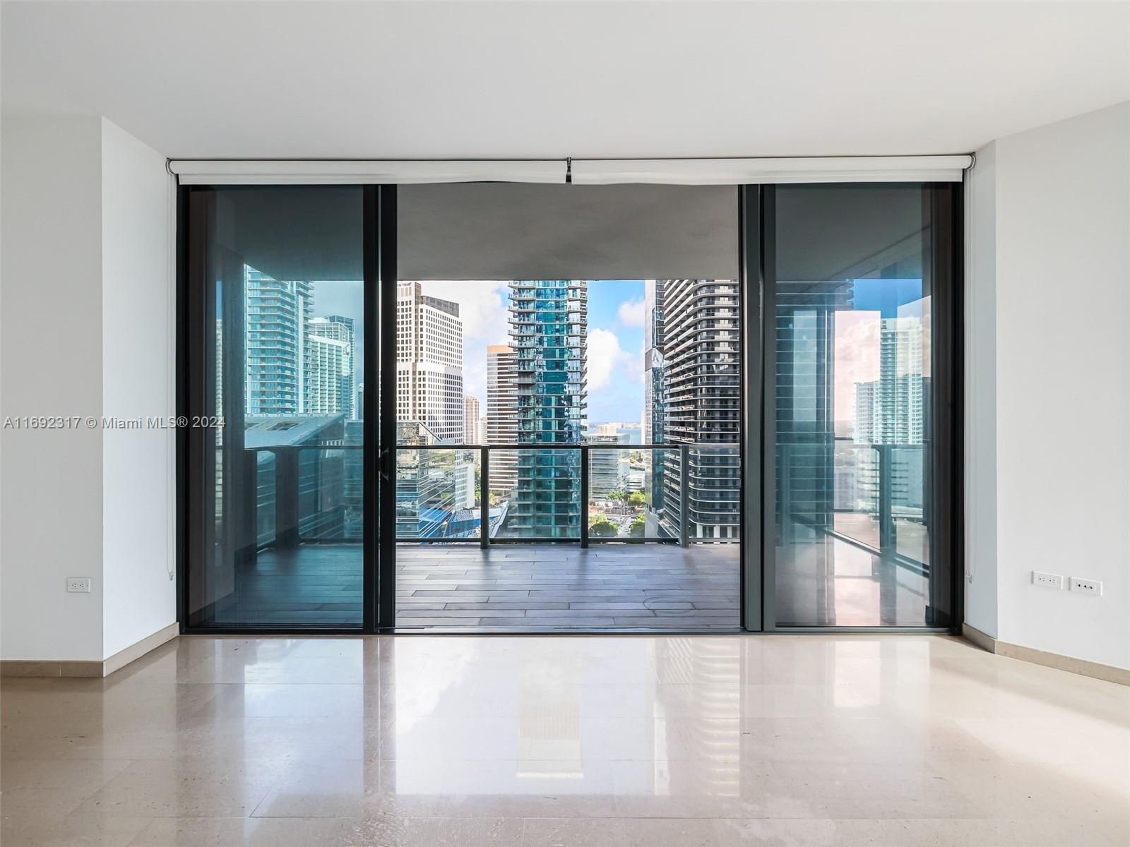 RISE CONDO - Residential