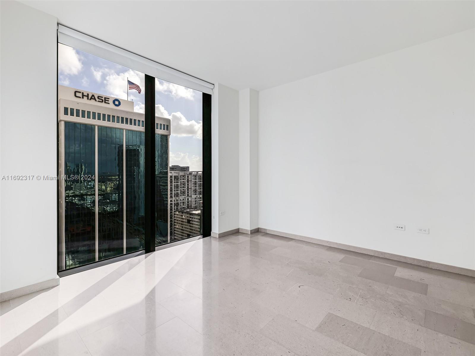 RISE CONDO - Residential